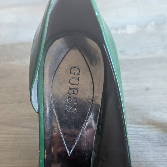 Guess * Green Patent Leather Peep-Toe Heels * Size 8.5 - Picture 5 of 6